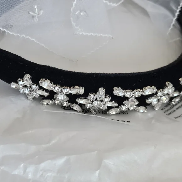 Vera Wang Disney Ears Tiara Crystal Headband Minnie Fairytale Wedding Veil - Picture 6 of 11